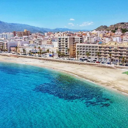 Casa Playa De *